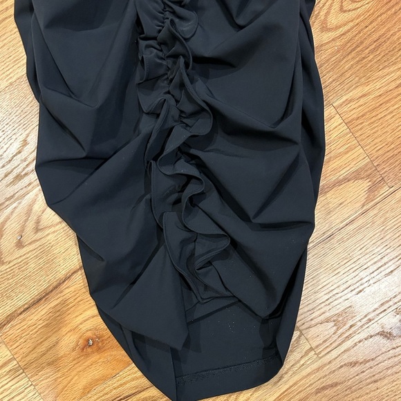 Zara Ruffle Mini Dress 👗 - Picture 10 of 12